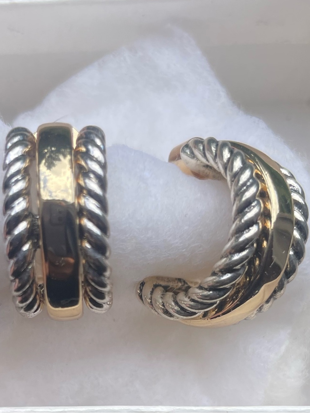 Two-Tone Silver / Gold Cable Rope Collectibles Huggie Hoop Pierced Earrings